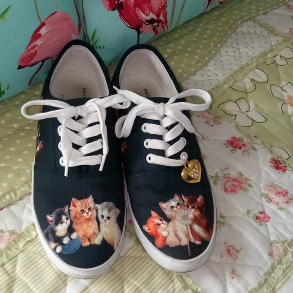 The Bradford Exchange Shoes - Ladies 7.5 Bradford Exchange Cat Sneakers